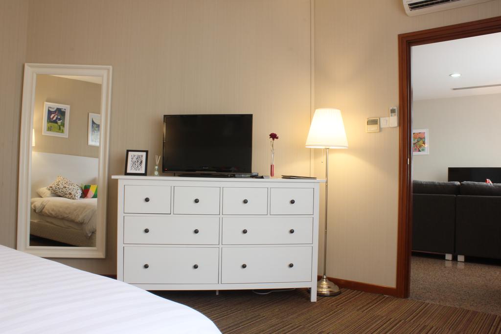 Alocassia Serviced Apartments - thumb 3