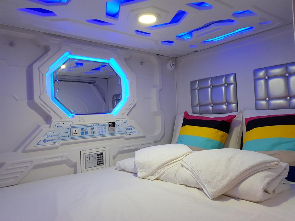 Galaxy Pods @ Chinatown - thumb 0