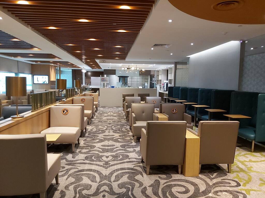 Ambassador Transit Lounge Terminal 3 - thumb 2