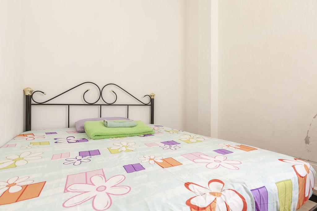 Heritage Walk Up Apartment - thumb 1