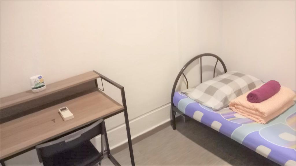 Heritage Walk Up Apartment - thumb 6