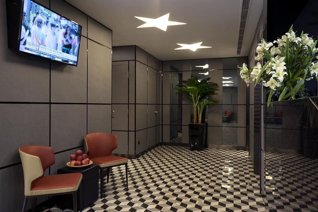 Hotel 81 Premier Hollywood - thumb 5
