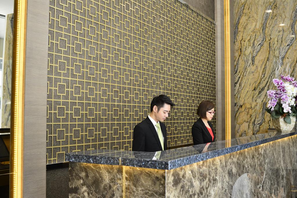 Hotel Grand Central - thumb 2