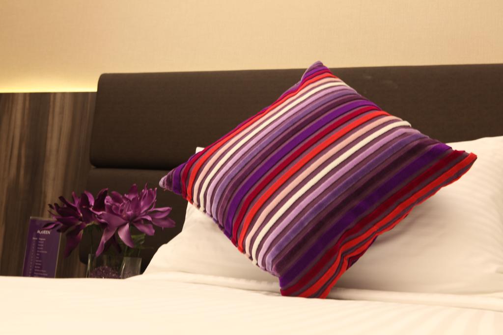 Aqueen Hotel Paya Lebar - thumb 7