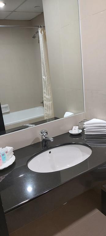 Hotel Royal - thumb 1