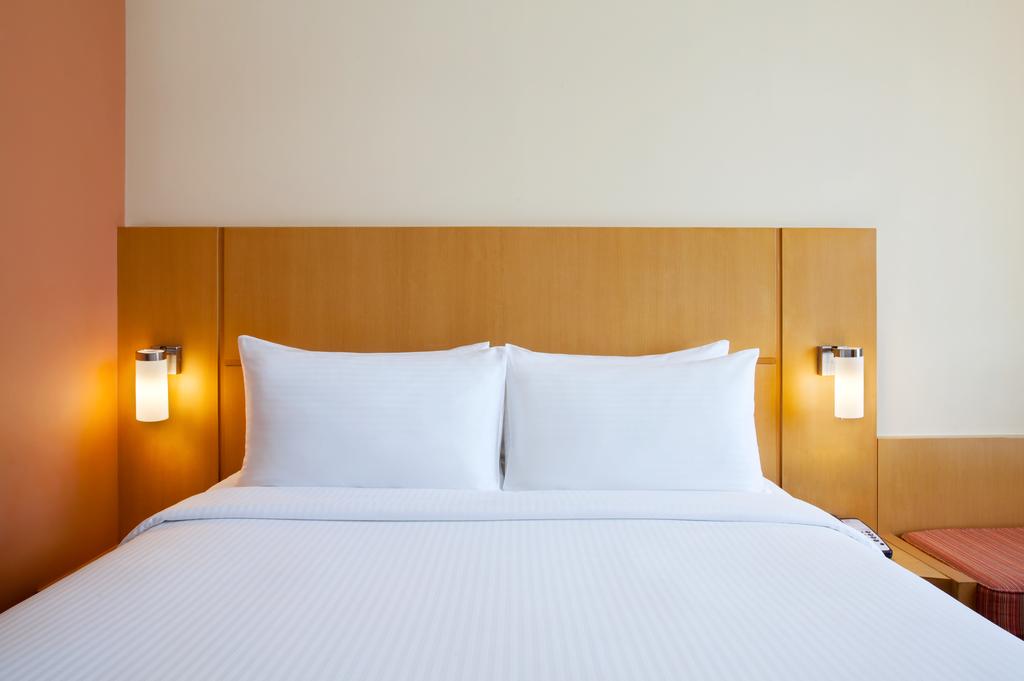 Ibis Singapore On Bencoolen - thumb 4
