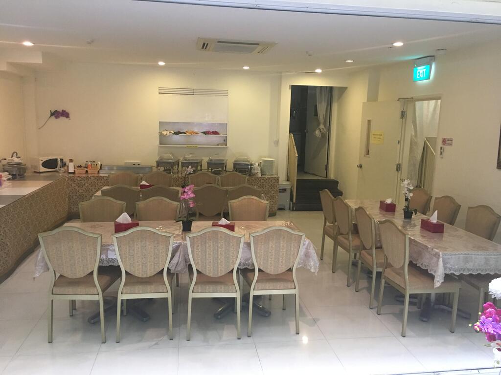 Jayleen Clarke Quay Hotel - thumb 2