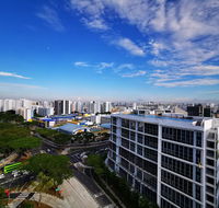 Master Bedroom with toilet - Accommodation Singapore