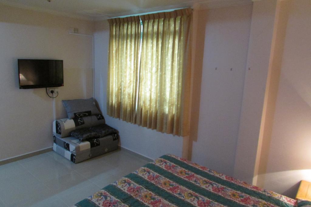 New Orchid Hotel - thumb 7