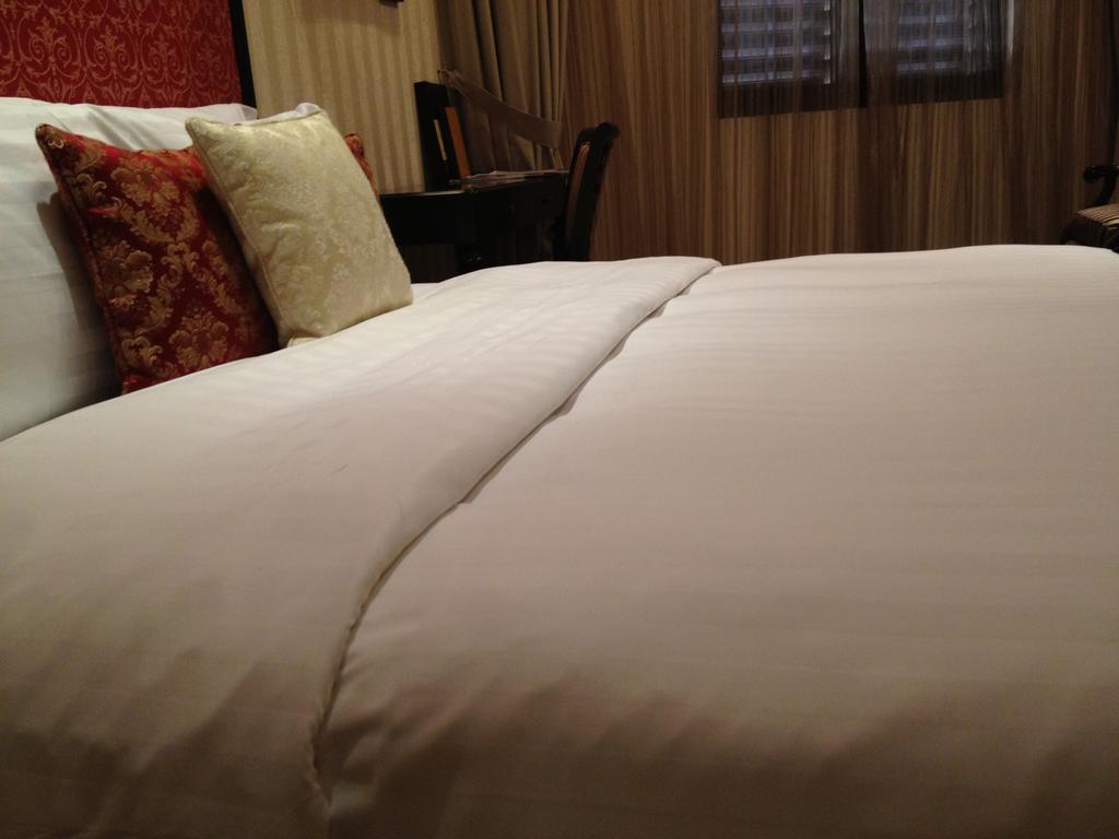 Nostalgia Hotel - thumb 2