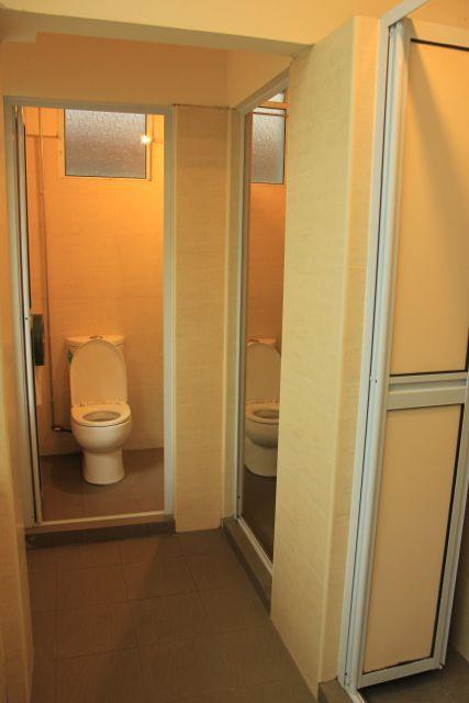 Backpacker's Hostel @ The Little Red Dot - thumb 5