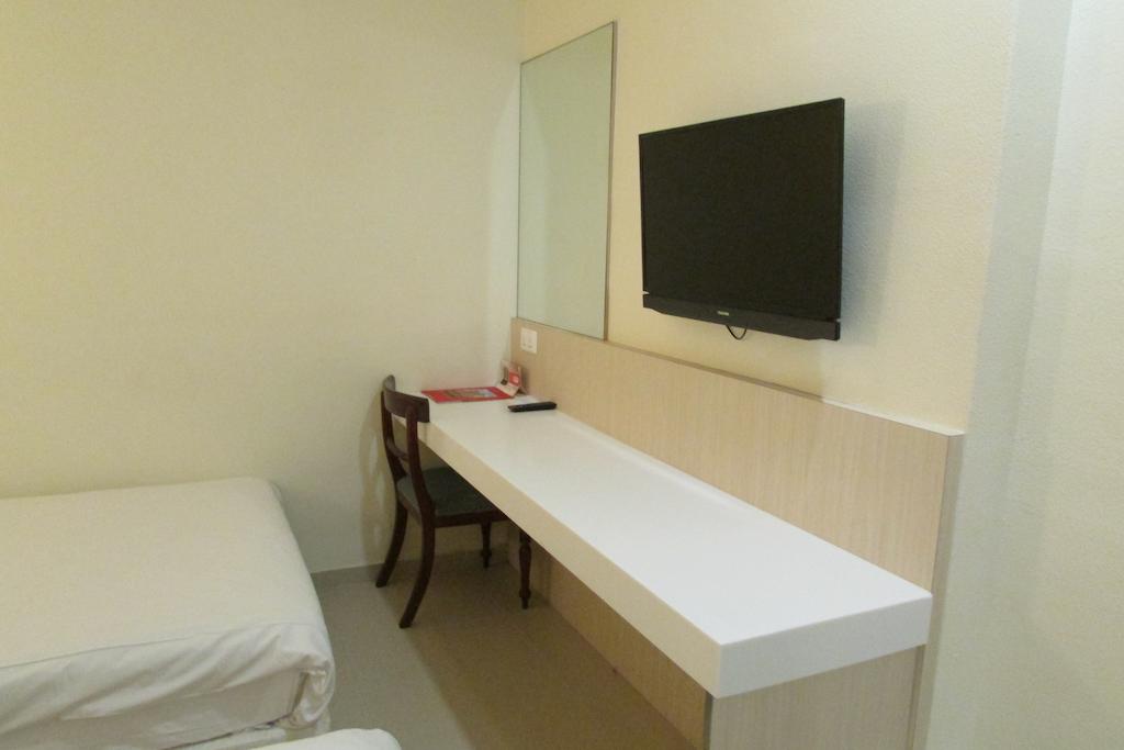Park View Hotel - thumb 7