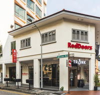 RedDoorz Premium  Balestier - Accommodation Singapore
