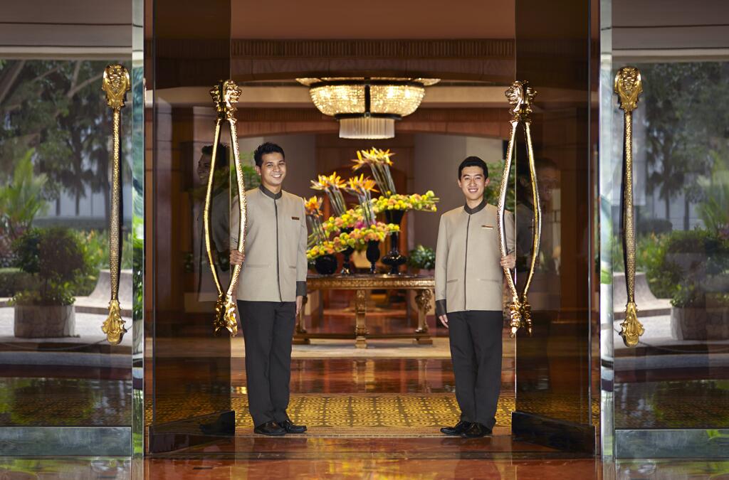 Regent Singapore - thumb 0