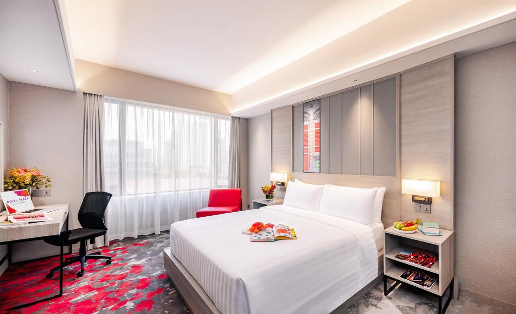 Royal Plaza On Scotts - thumb 6