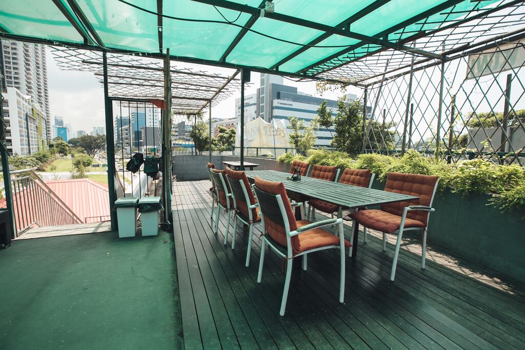 Rucksack Inn @ Lavender Street - thumb 4