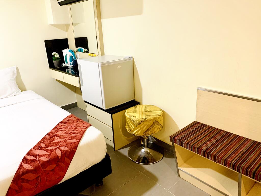 Sandpiper Hotel - thumb 7