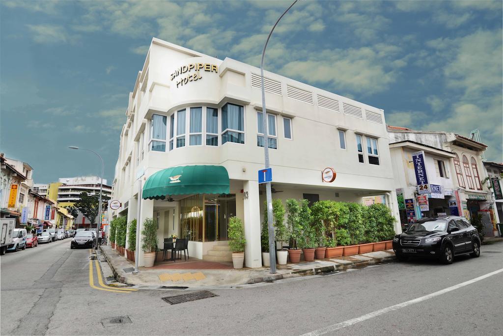 Sandpiper Hotel - thumb 0