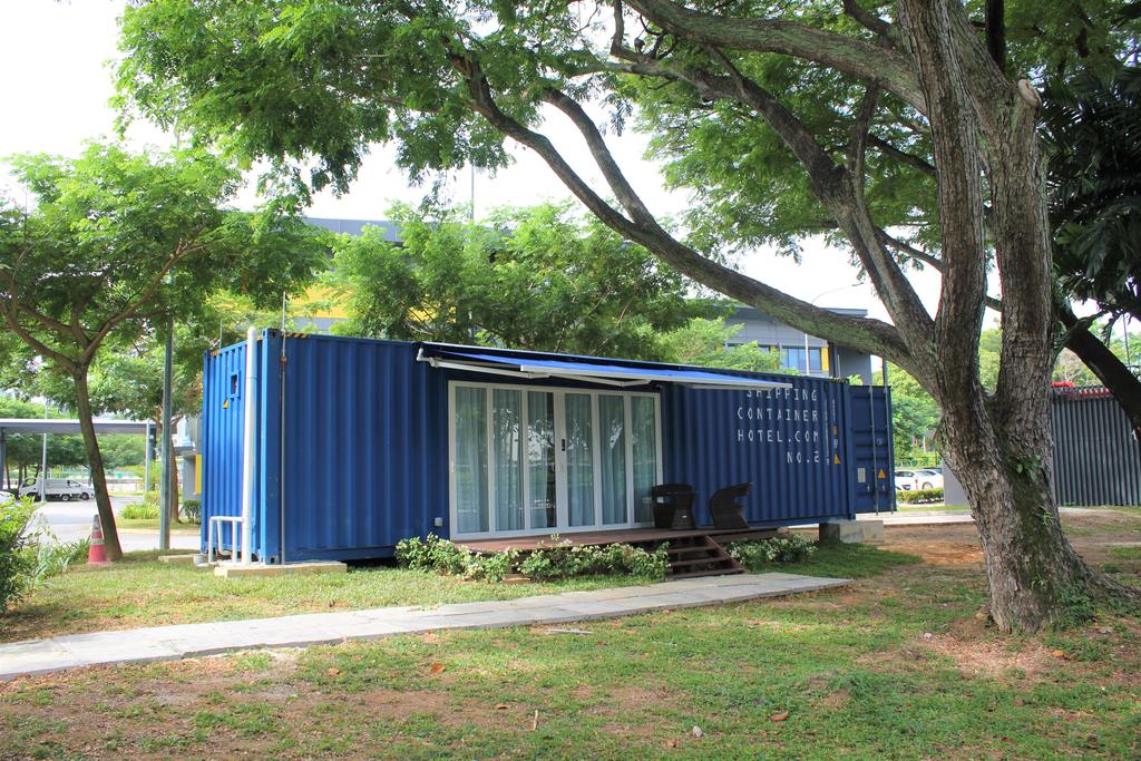 Shipping Container Hotel (Staycation Approved) - thumb 6