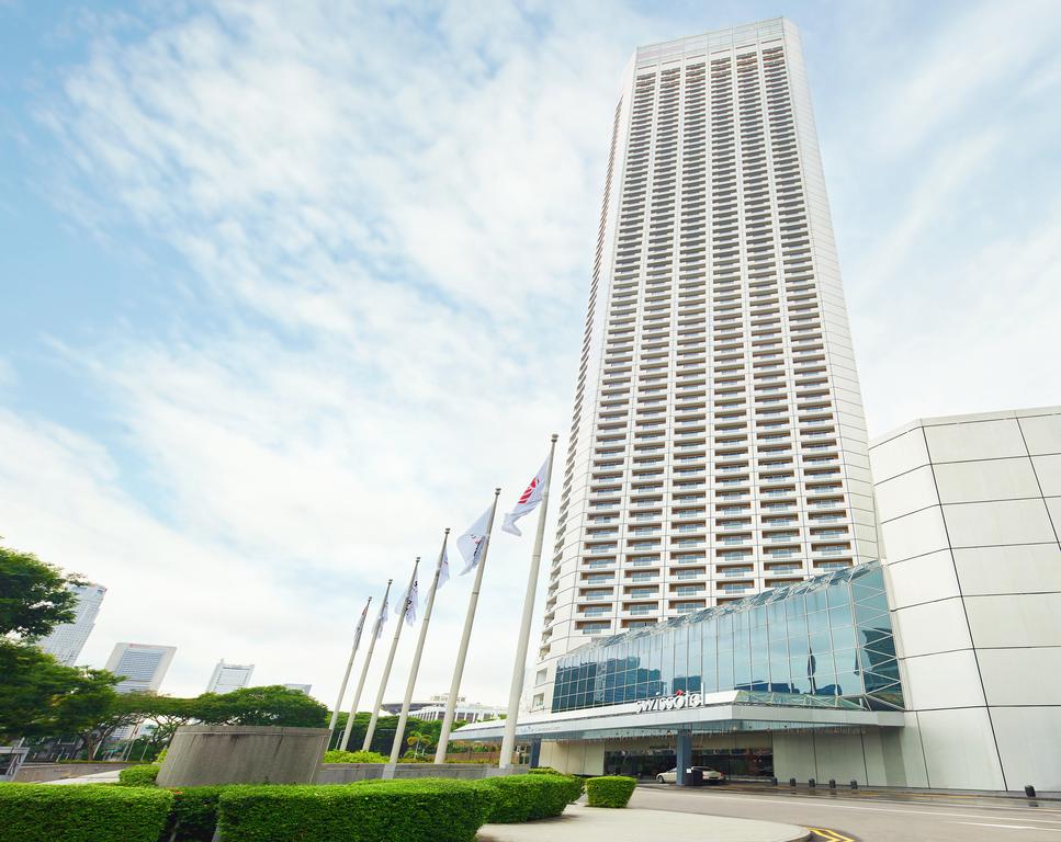 Swissotel The Stamford - thumb 3