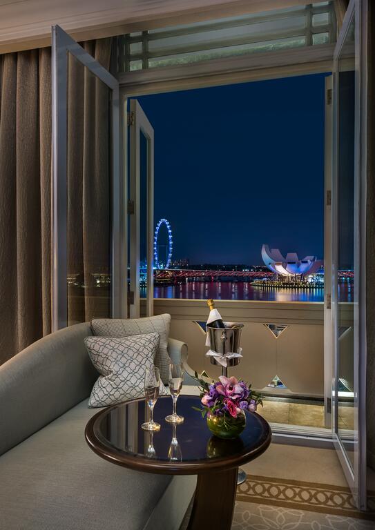 The Fullerton Hotel Singapore - thumb 4
