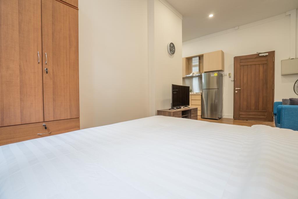 ClubHouse Residences Bijou Studio Suites (Staycation Approved) - thumb 4