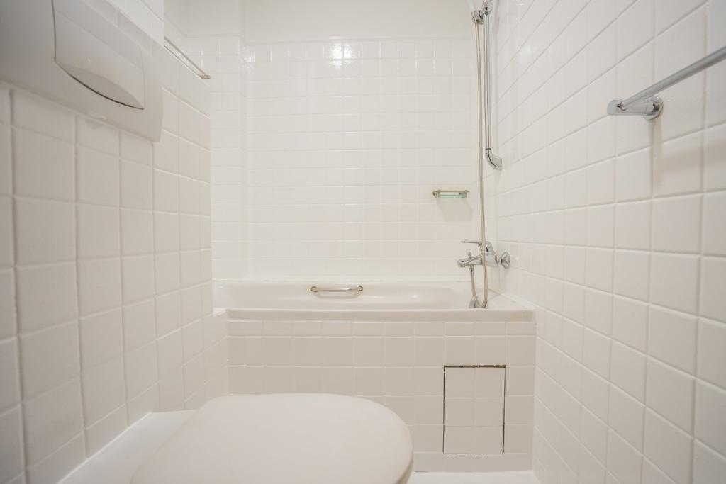 ClubHouse Residences Birch Suites 1BR (Staycation Approved) - thumb 5