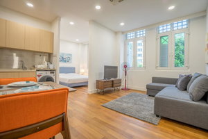 ClubHouse Residences Cedar Studio Suites (Staycation Approved)