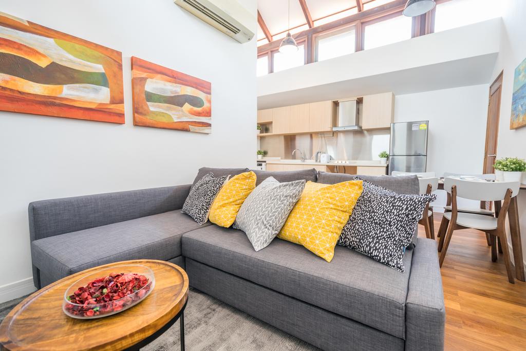 ClubHouse Residences Elm Attic Studio Suites (Staycation Approved) - thumb 0