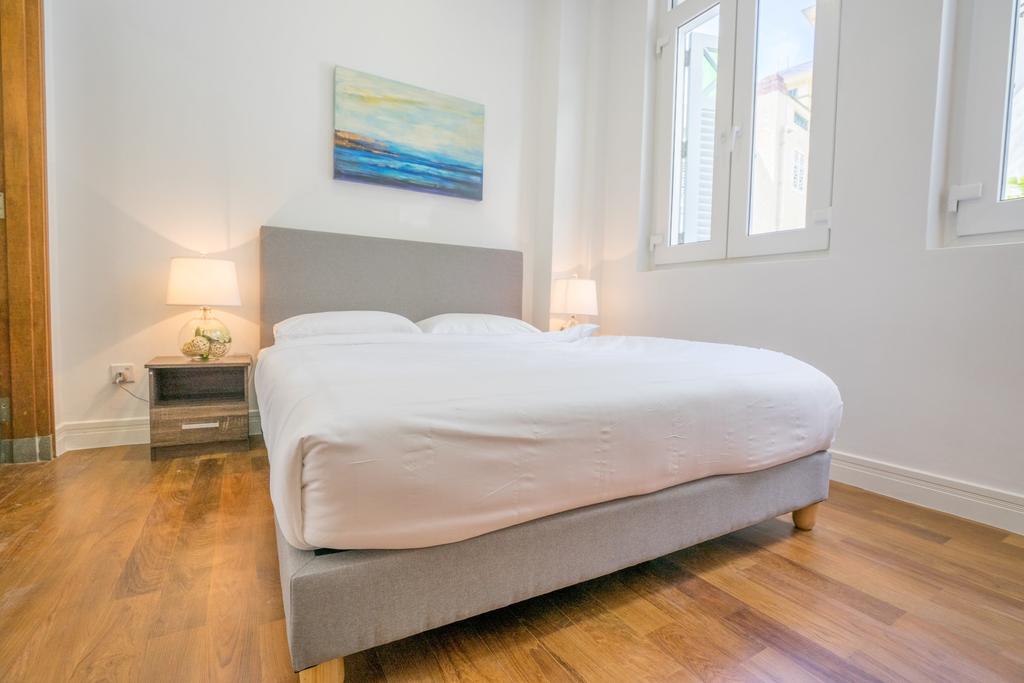 ClubHouse Residences Maple 1BR Apartment (Staycation Approved) - thumb 4