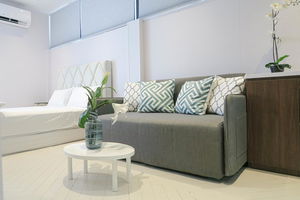 Comfy Studio 7 By ReCharge