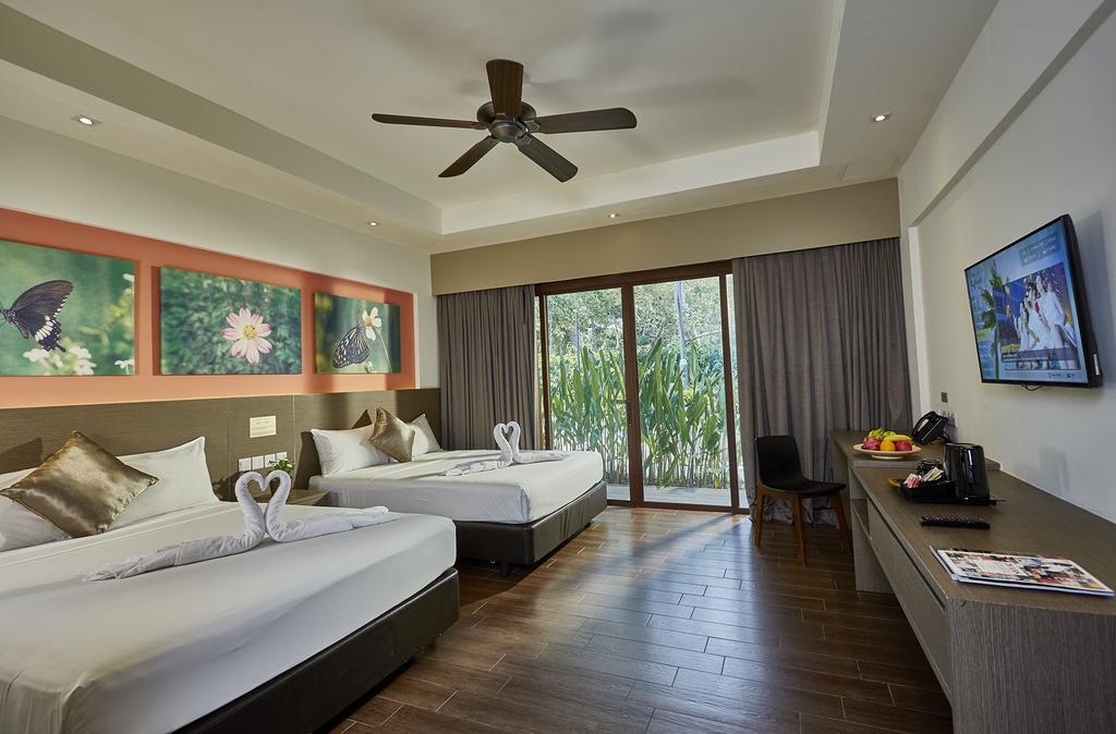 D'Resort @ Downtown East - thumb 2