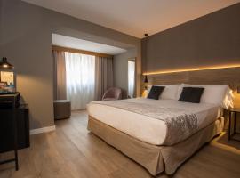 Yomo Eureka Accommodation Singapore
