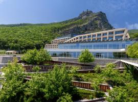 Qalaalti Hotel & Spa Accommodation Singapore