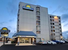Days Inn by Wyndham Niagara Falls Near The Falls Accommodation Singapore