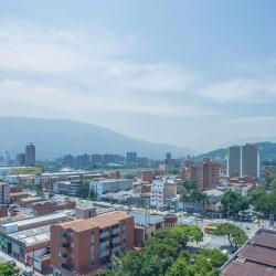 70 Avenue, Medellín Accommodation Singapore