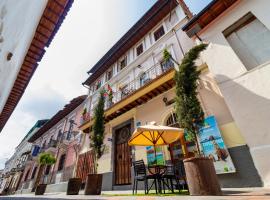 Friends Hotel & Rooftop - Historic Center & Museums Accommodation Singapore