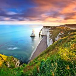 Etretat's Cliff, Étretat Accommodation Singapore