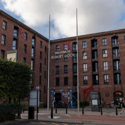 Albert Dock, Liverpool Accommodation Singapore