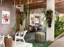 Grandmas Plus Hotel Seminyak Accommodation Singapore