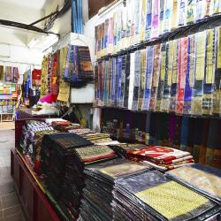 Dara Market, Luang Prabang Accommodation Singapore