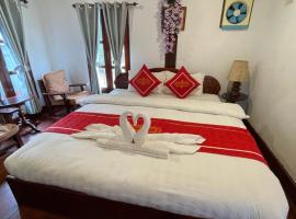 Luang Prabang - Villa Ouis Namkhan Riverside 2 Accommodation Singapore