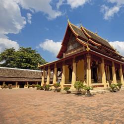 Wat Sisaket, Vientiane Accommodation Singapore