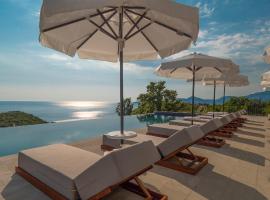 Vivid Blue Serenity Resort Accommodation Singapore
