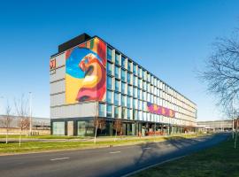 citizenM Schiphol Airport Accommodation Singapore
