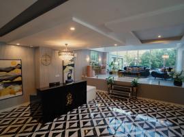 Faletti’s Grand MM Alam Road Accommodation Singapore
