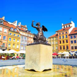 Old Town Market Place, Warsaw Accommodation Singapore