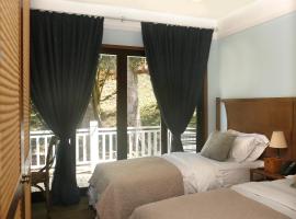 Shell Villa apartel resort Accommodation Singapore