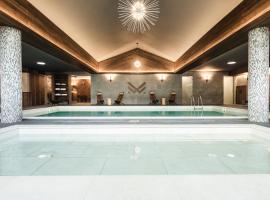ARIETES MARMONT Resort Accommodation Singapore
