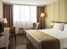 Frontier Hotel Rivera Accommodation Singapore